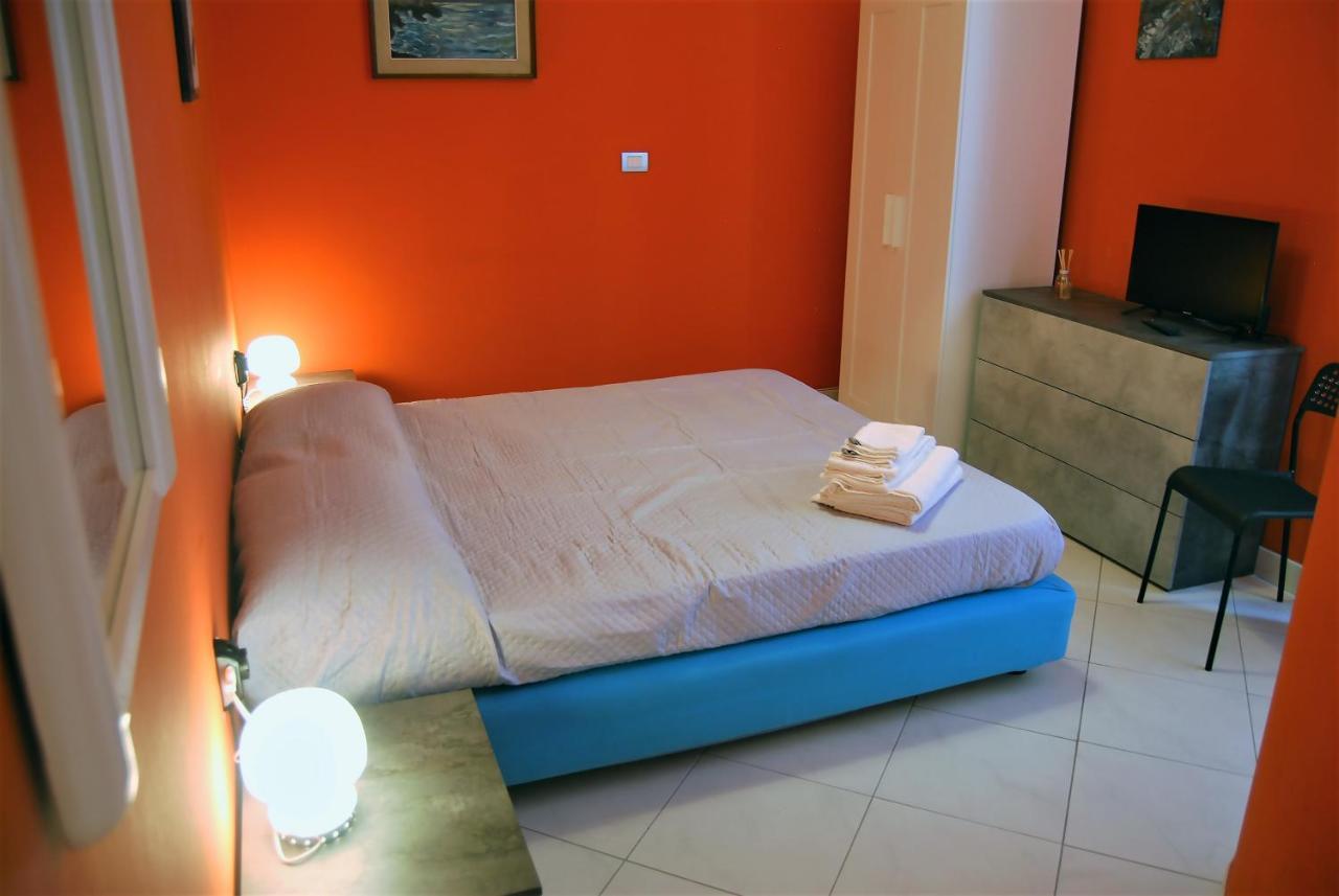 Costa Del Molo - Casa E Lavoro Apartment Vado Ligure Ngoại thất bức ảnh